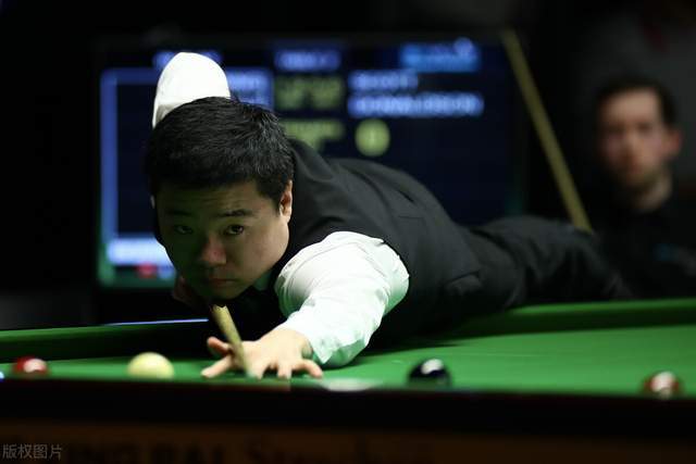 力与丰富的 力与丰富的